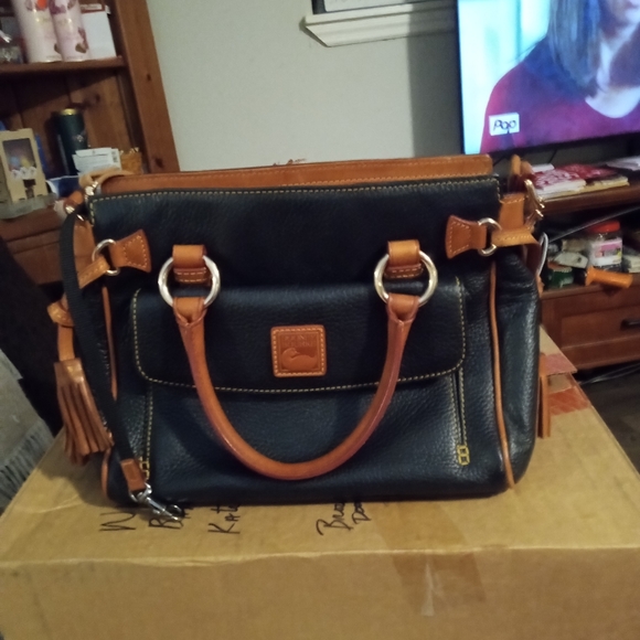 DOONEY AND BOURKE STACHEL WITH LONG STRAP - Picture 3 of 7